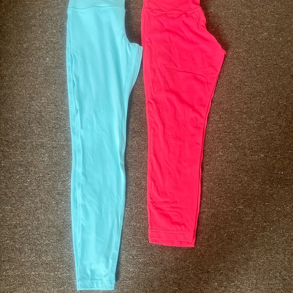 Lululemon Hot Pink High-Rise Align Capri Leggings - Picture 4 of 10